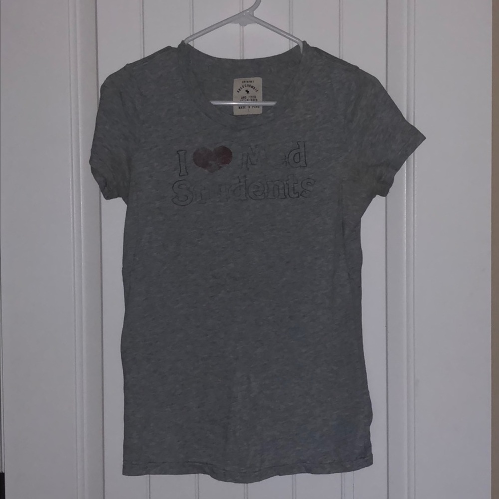 Abercrombie and Fitch tee